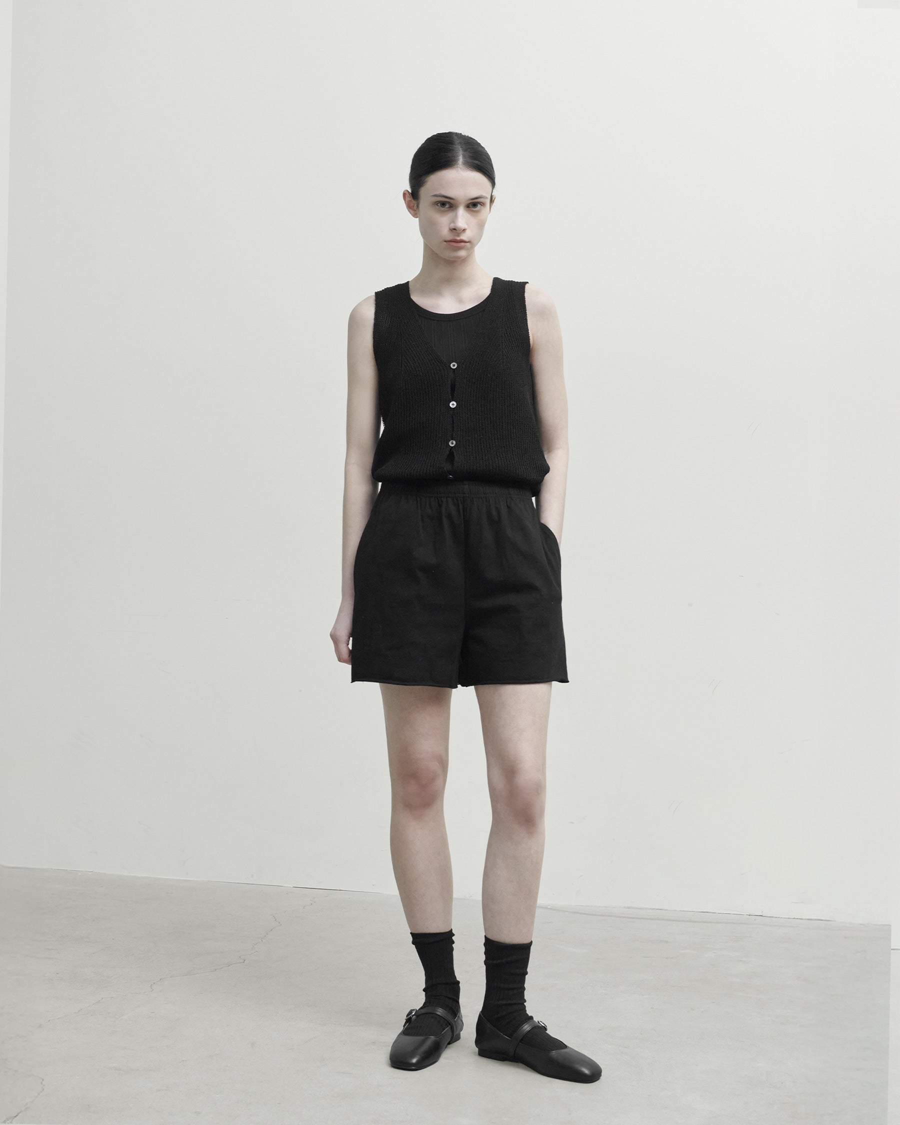 Brownyard - Cut Off Single Shorts (Black) product image 1 | TRAB K-Fashion Australia