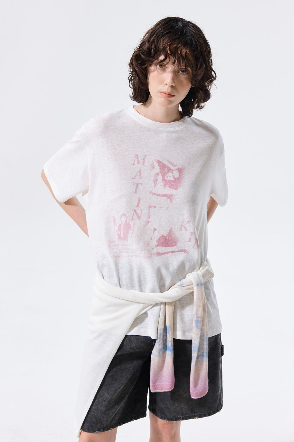 Matin Kim - Portrait Graffiti Logo Top (White) product image 10 | TRAB K-Fashion Australia