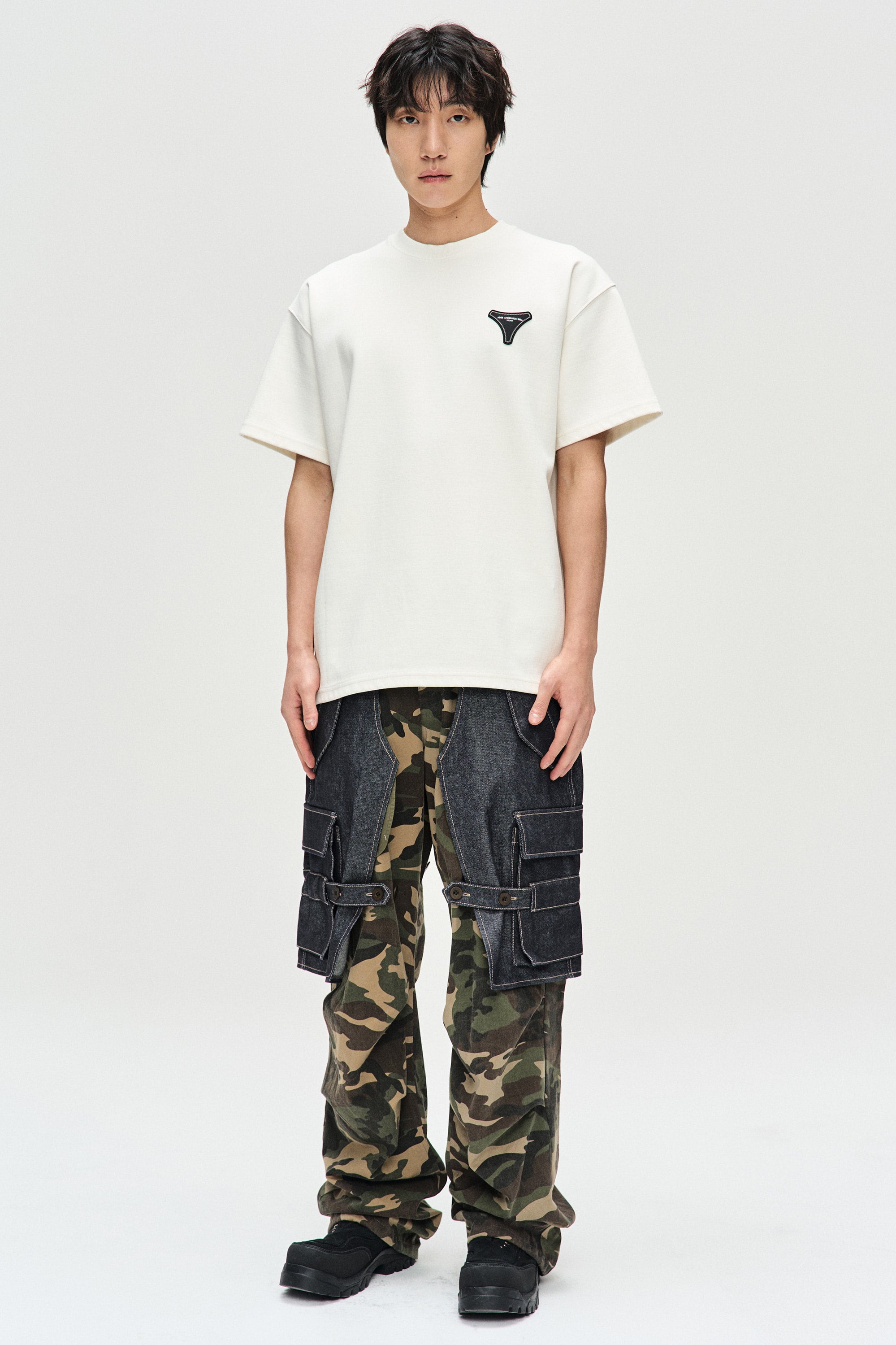 Andersson Bell - Unisex Stool Patch Logo T-Shirts (White) product image 5 | TRAB K-Fashion Australia