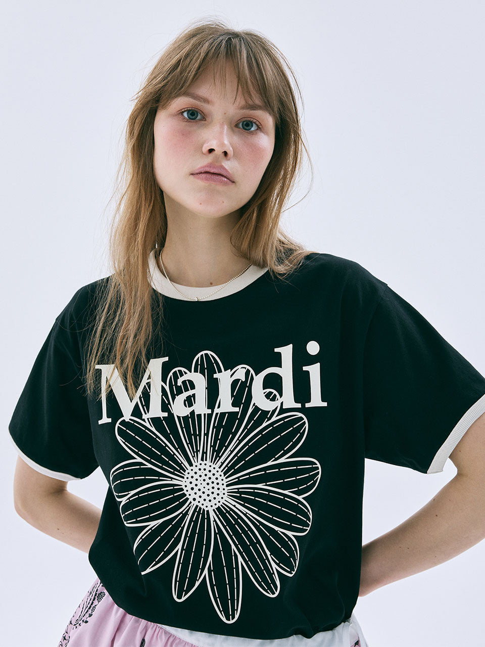 Mardi Mercredi - [Pre-Order – Ships June 12] Ringer Tshirt Flowermardi (Black Ivory) product image 1 | TRAB K-Fashion Australia