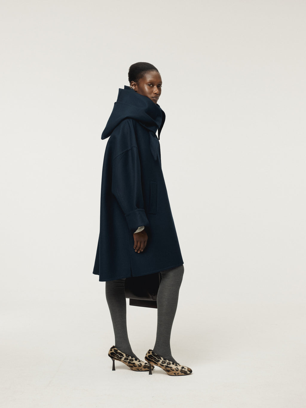 Recto - Oversized Handmade Hoody Coat (Navy) product image 3 | TRAB K-Fashion Australia