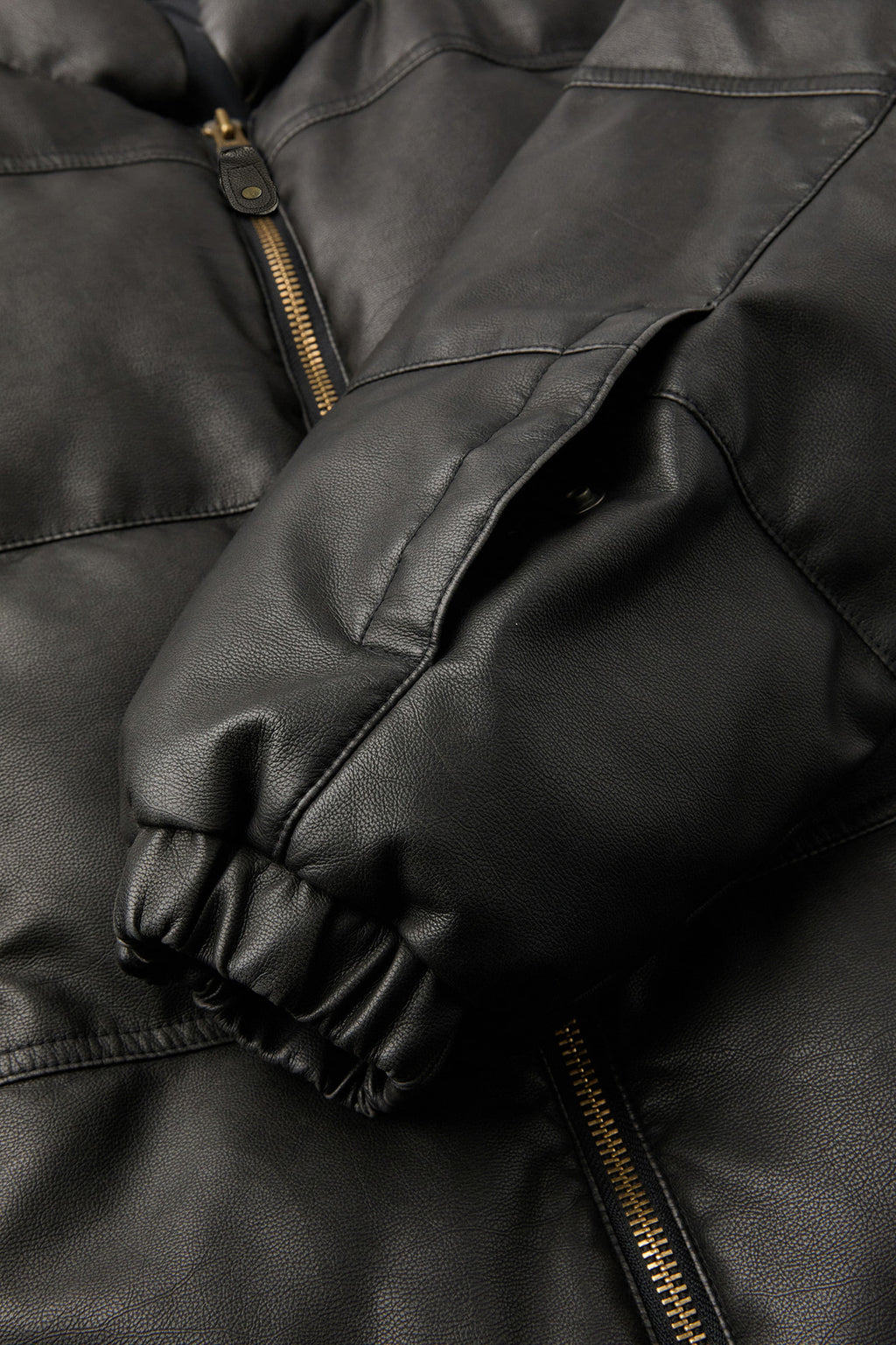 Coor - Fake Leather Wash Crop Down Puffer (Black) product image 7 | TRAB K-Fashion Australia