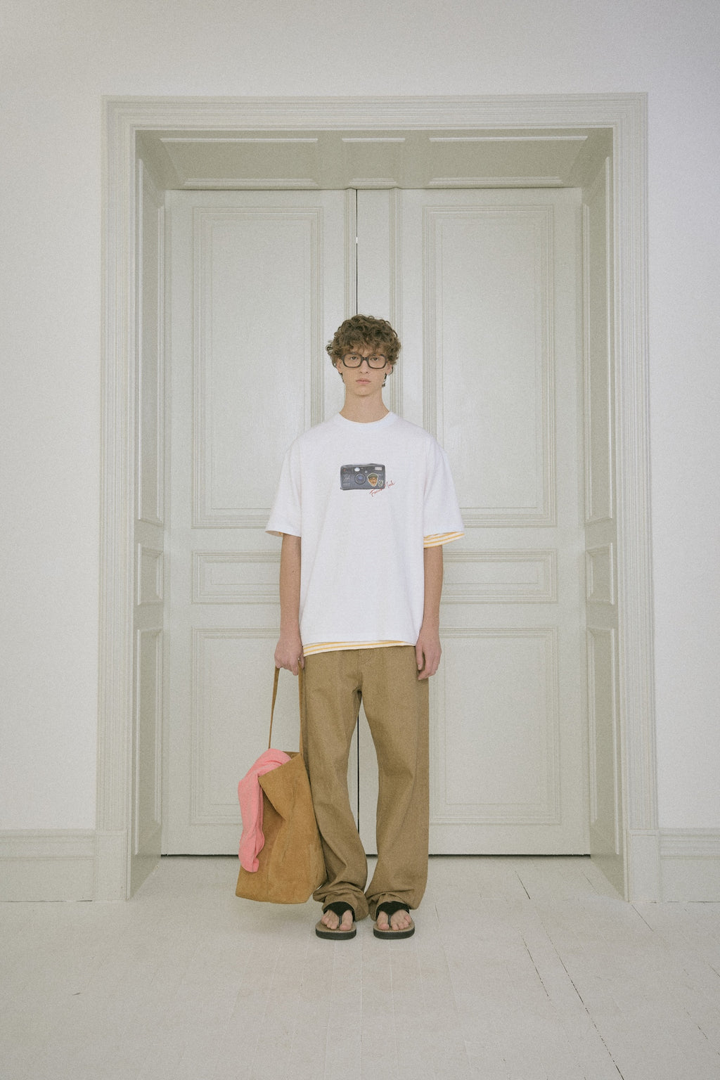 STU - Camera Printing T-Shirt (White) product image 1 | TRAB K-Fashion Australia