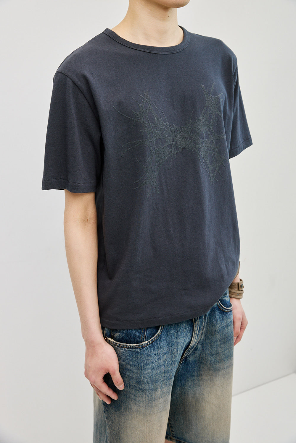 Hatchingroom - Abstract H Tee (Blue Charcoal) product image 11 | TRAB K-Fashion Australia