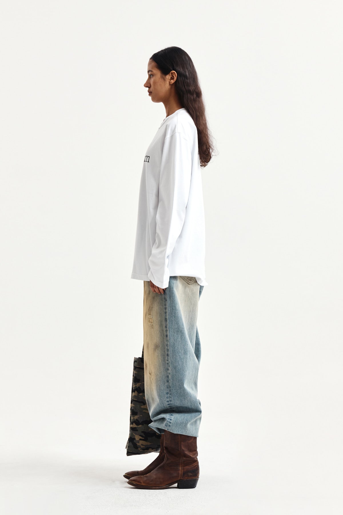 Matin Kim - Asymmetric Logo Top (White) product image 7 | TRAB K-Fashion Australia