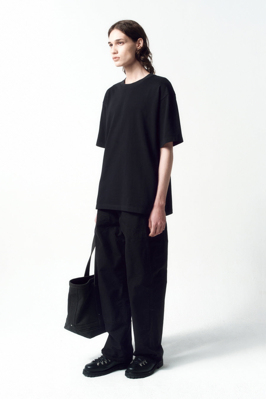 Insilence - Back Print Logo T-Shirt (Black) product image 3 | TRAB K-Fashion Australia