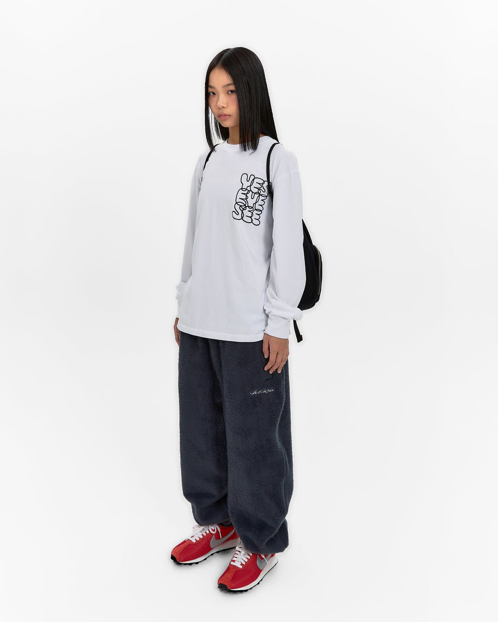 yeseyesee - Fleece Drawstring Sack (Black) product image 9 | TRAB K-Fashion Australia