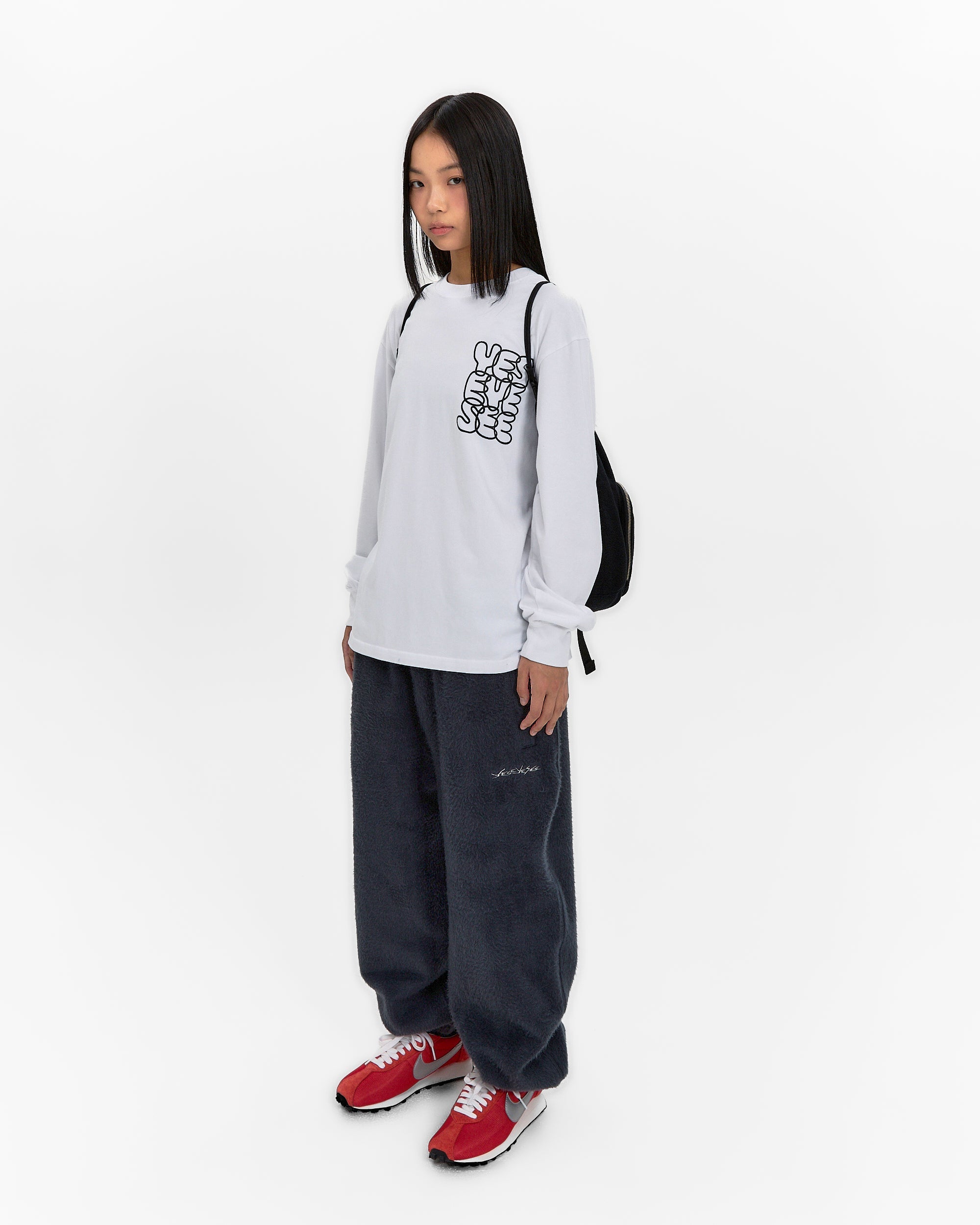 yeseyesee - Fleece Drawstring Sack (Black) product image 9 | TRAB K-Fashion Australia