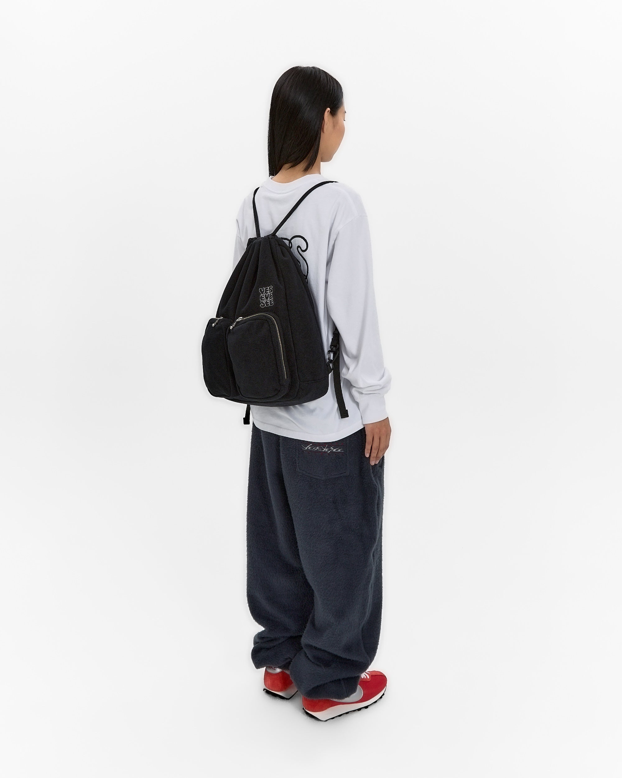 yeseyesee - Fleece Drawstring Sack (Black) product image 10 | TRAB K-Fashion Australia