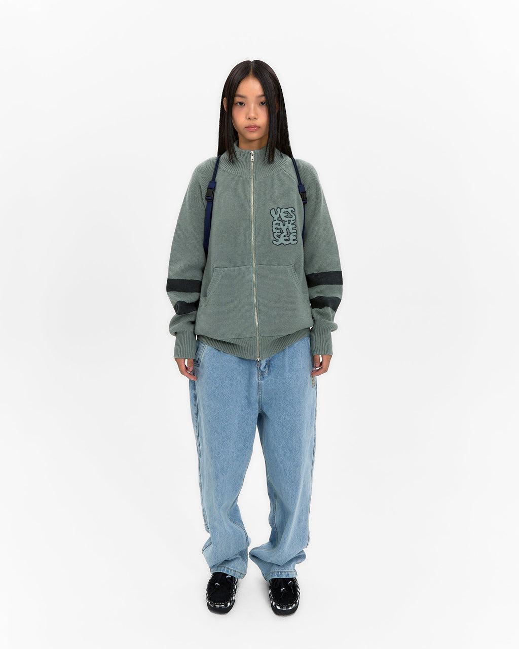 yeseyesee - Fleece Drawstring Sack (Navy) product image 8 | TRAB K-Fashion Australia