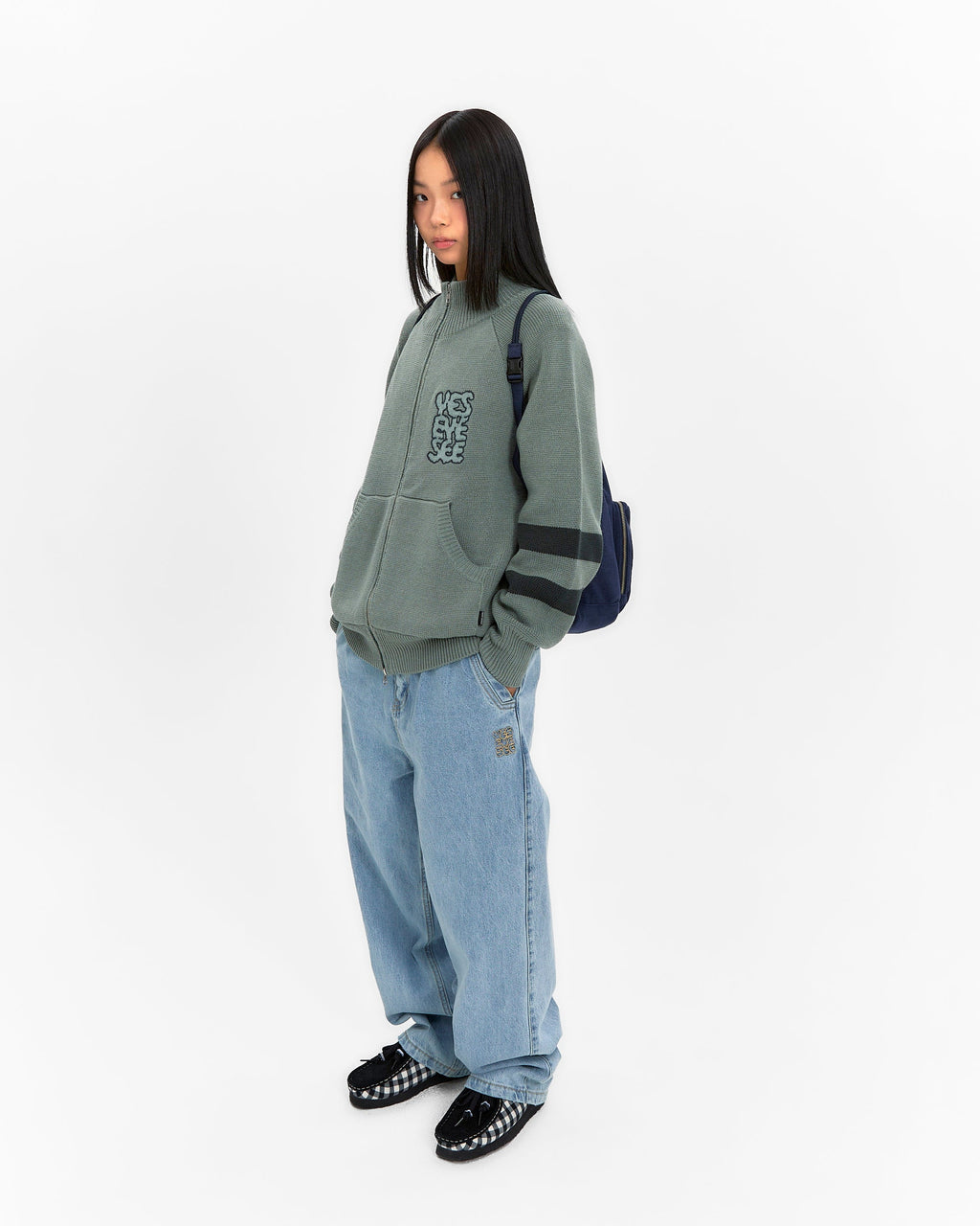 yeseyesee - Fleece Drawstring Sack (Navy) product image 9 | TRAB K-Fashion Australia