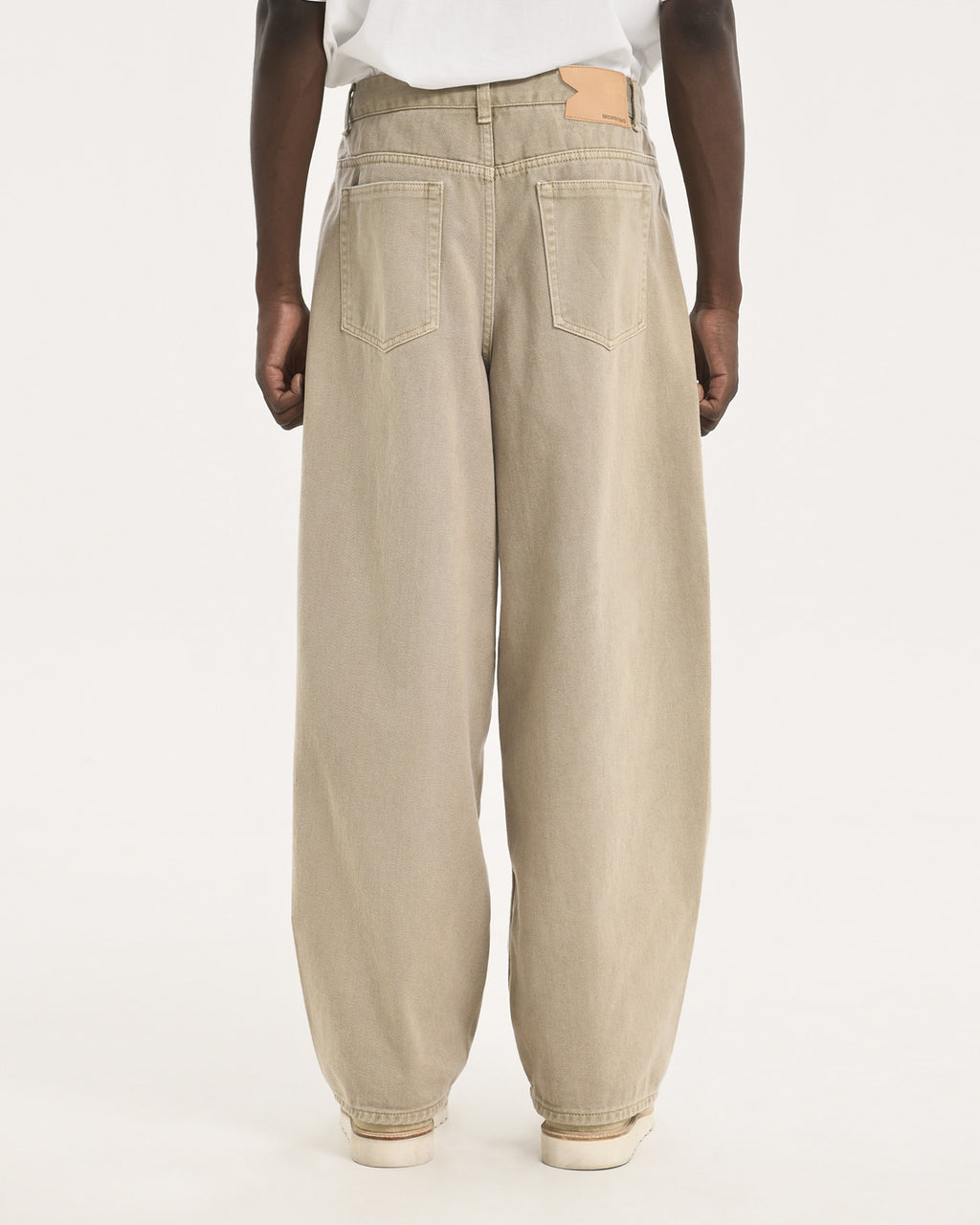 Brownyard - Curved Denim (Beige) product image 2 | TRAB K-Fashion Australia