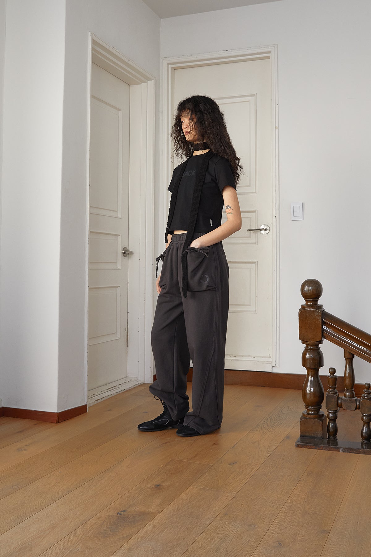 Matin Kim - Volume Pocket Sweatpants (Charcoal) product image 8 | TRAB K-Fashion Australia