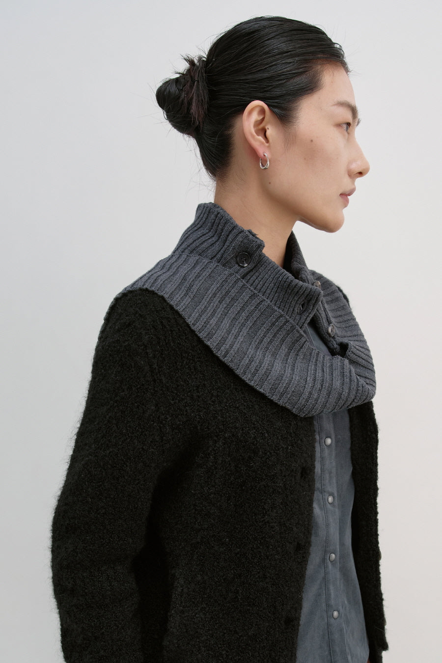 Insilence - Detachable Muffler Cardigan (Black) product image 2 | TRAB K-Fashion Australia