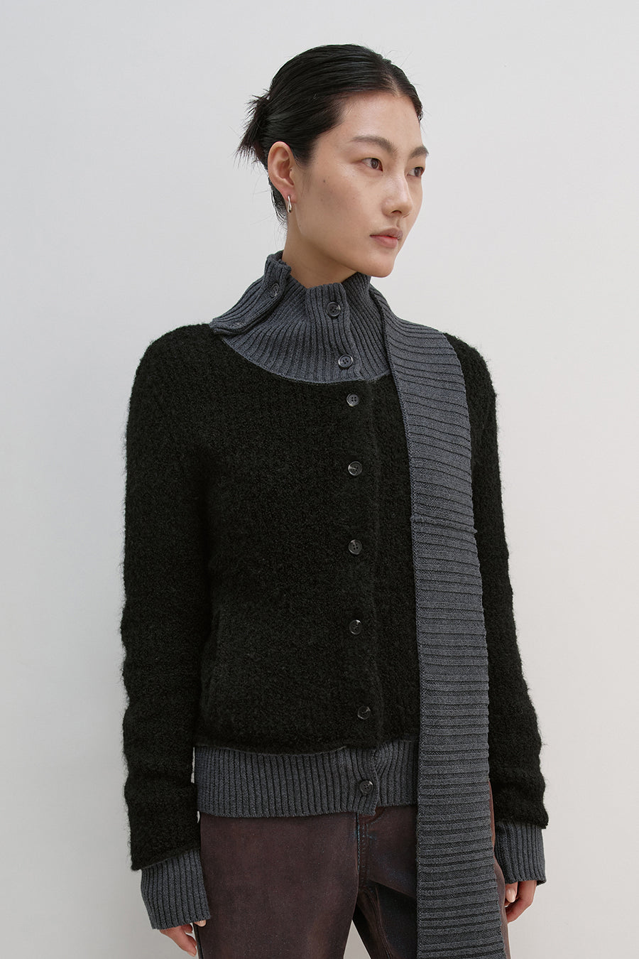 Insilence - Detachable Muffler Cardigan (Black) product image 4 | TRAB K-Fashion Australia