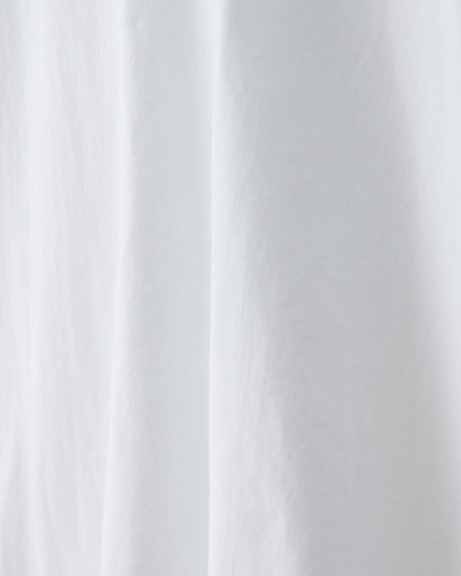 Kimhe Kim - Kimhekim T-Shirt (White) product image 9 | TRAB K-Fashion Australia
