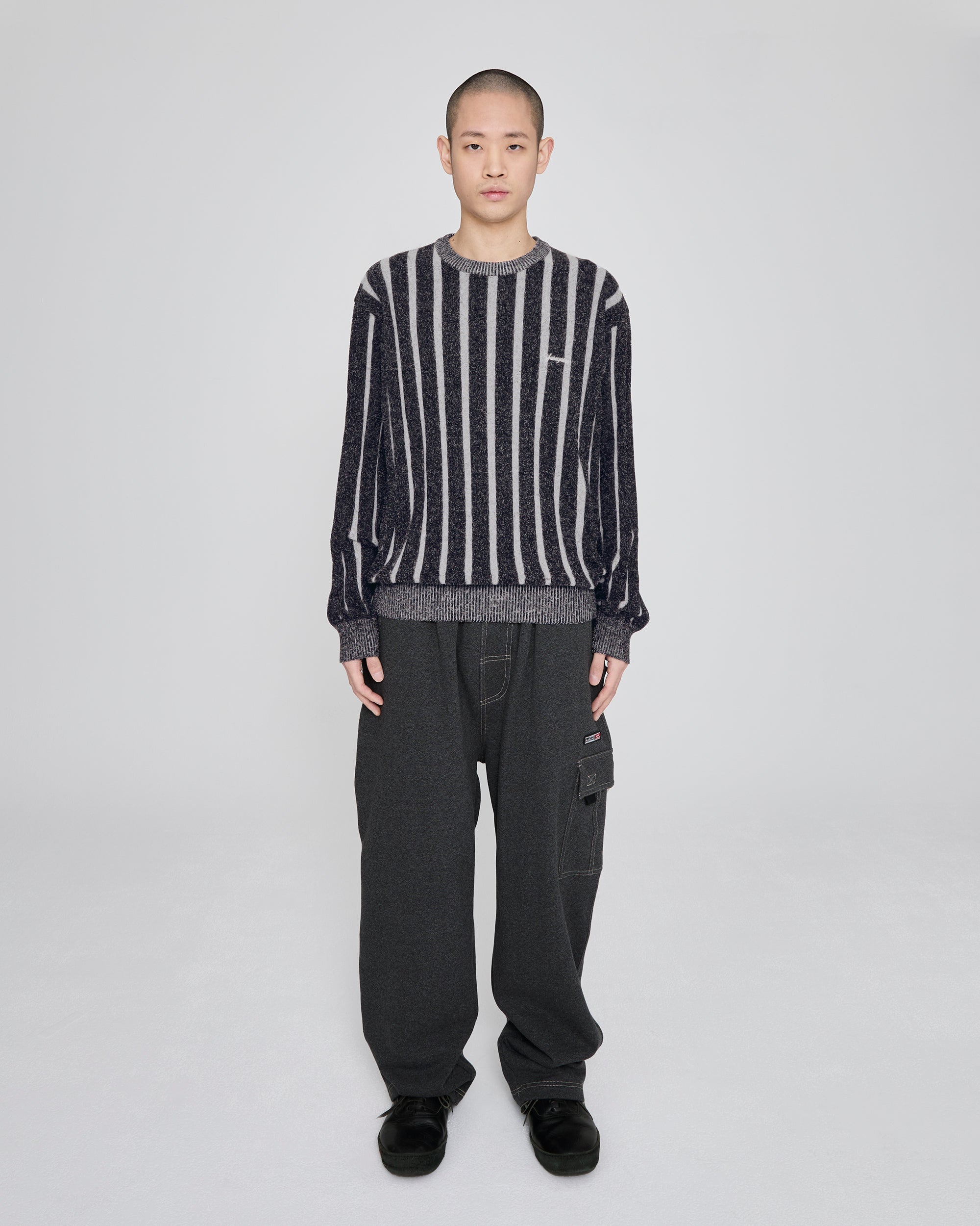 yeseyesee - Stipe Knit Pullover (Black) product image 7 | TRAB K-Fashion Australia