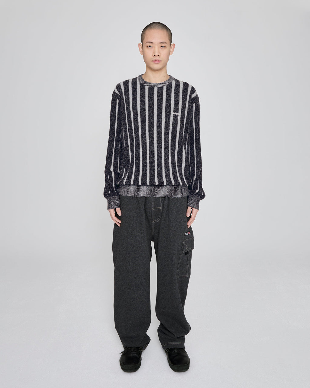 yeseyesee - Y.E.S Stitch Painter Sweatpants (Charcoal) product image 7 | TRAB K-Fashion Australia