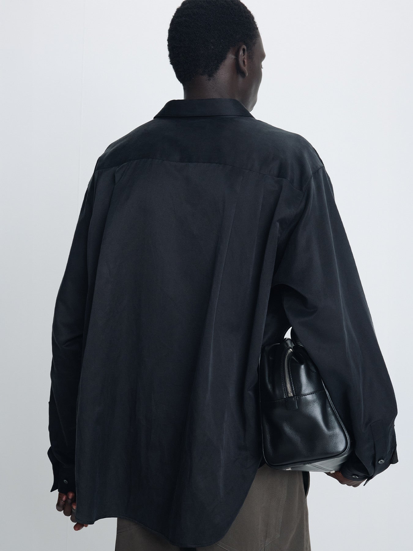 Tonywack - Silk Cotton Essential Shirt (Black) product image 8 | TRAB K-Fashion Australia