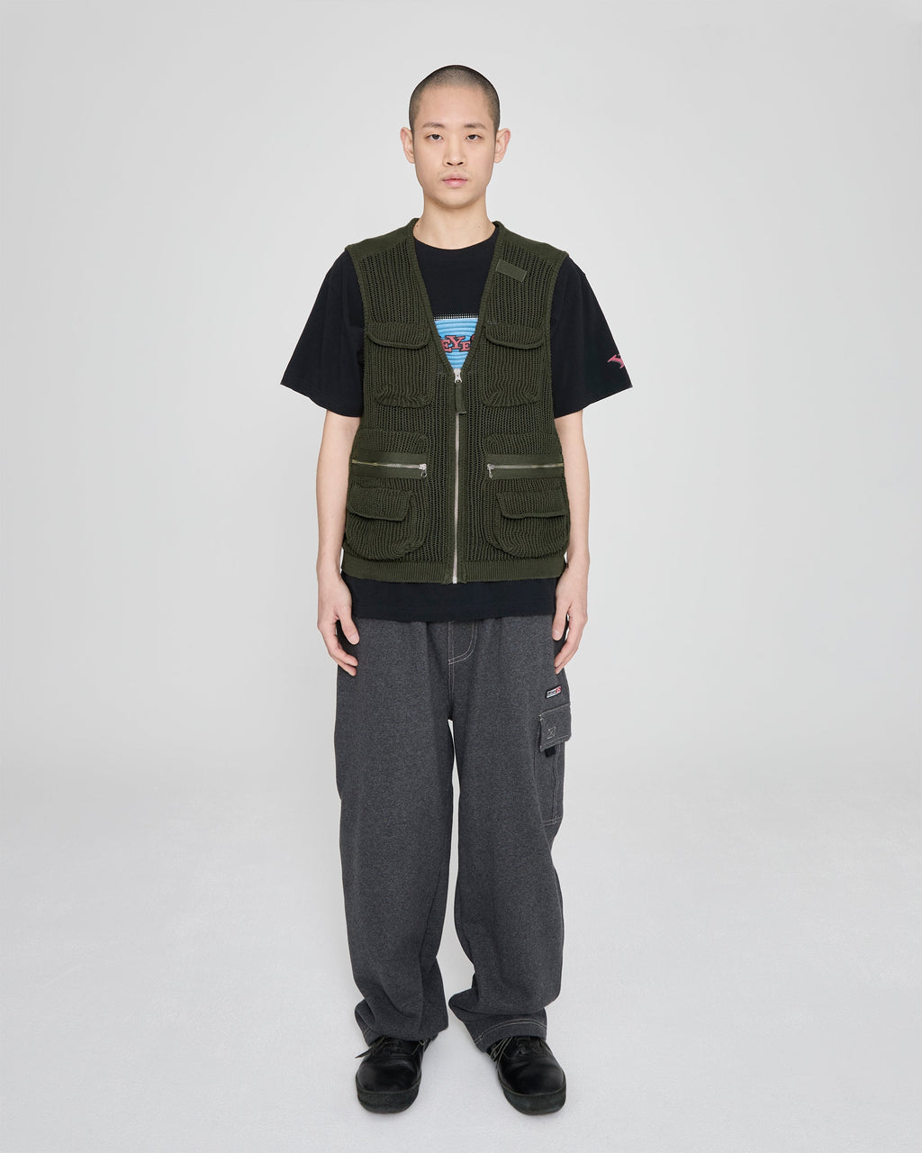 yeseyesee - Knitted Utility Vest (Khaki) product image 7 | TRAB K-Fashion Australia