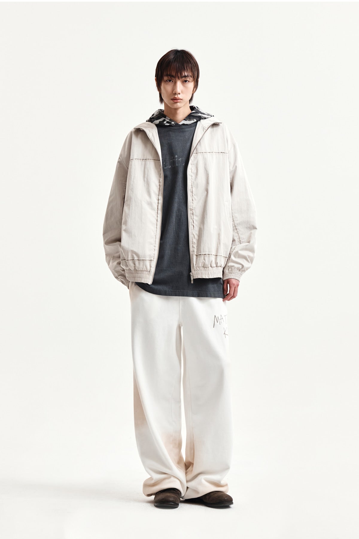 Matin Kim - Vintage Washed Logo Sweatpants (Ivory) product image 13 | TRAB K-Fashion Australia