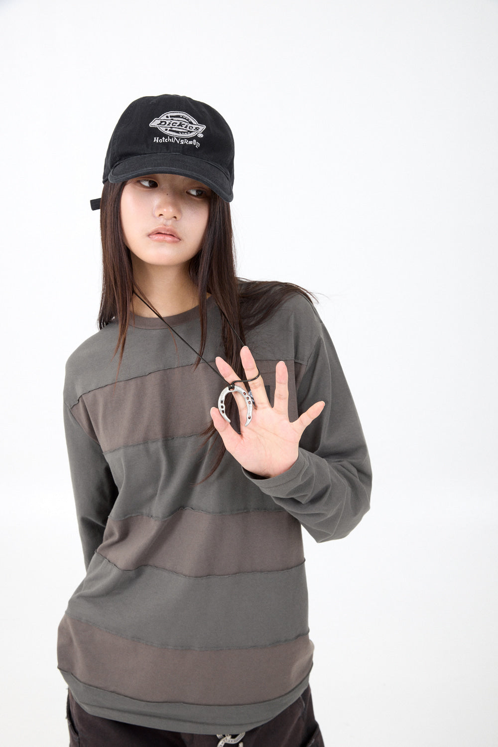 Hatchingroom - Oversized Horseshoe Necklace (OC) product image 7 | TRAB K-Fashion Australia
