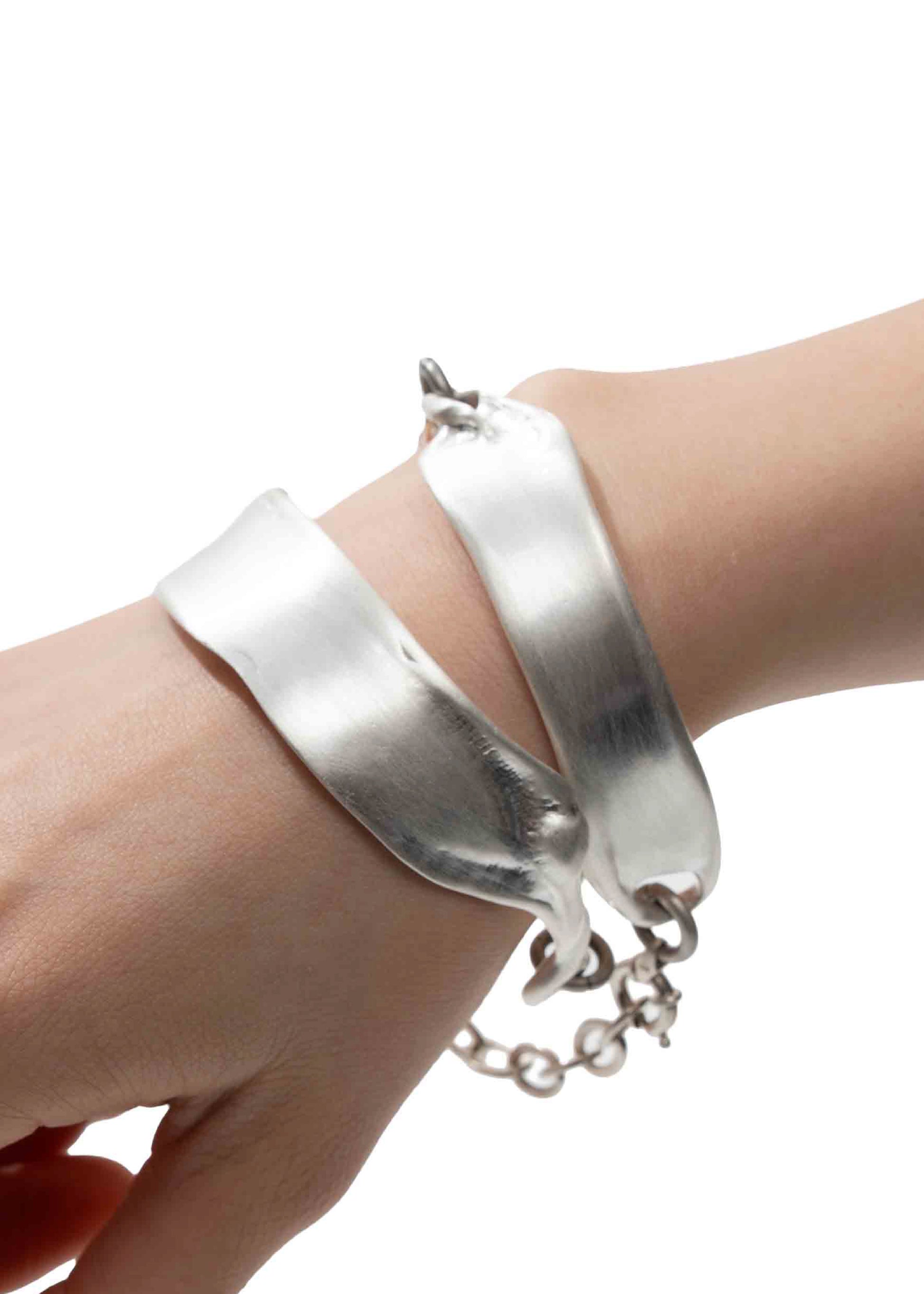 Hyein Seo - Silver Bangle (Silver) product image 2 | TRAB K-Fashion Australia