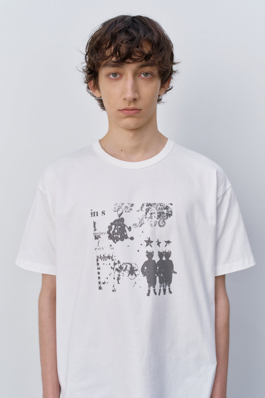 Insilence - Knotted Graphic T-shirt (White) product image 2 | TRAB K-Fashion Australia