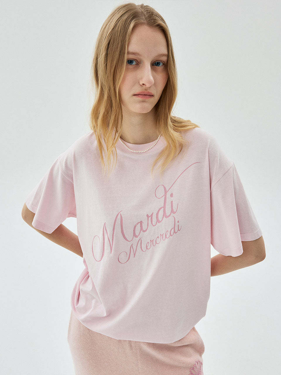 Mardi Mercredi - Tshirt Script Logo Stacked (Pink Pink) product image 1 | TRAB K-Fashion Australia