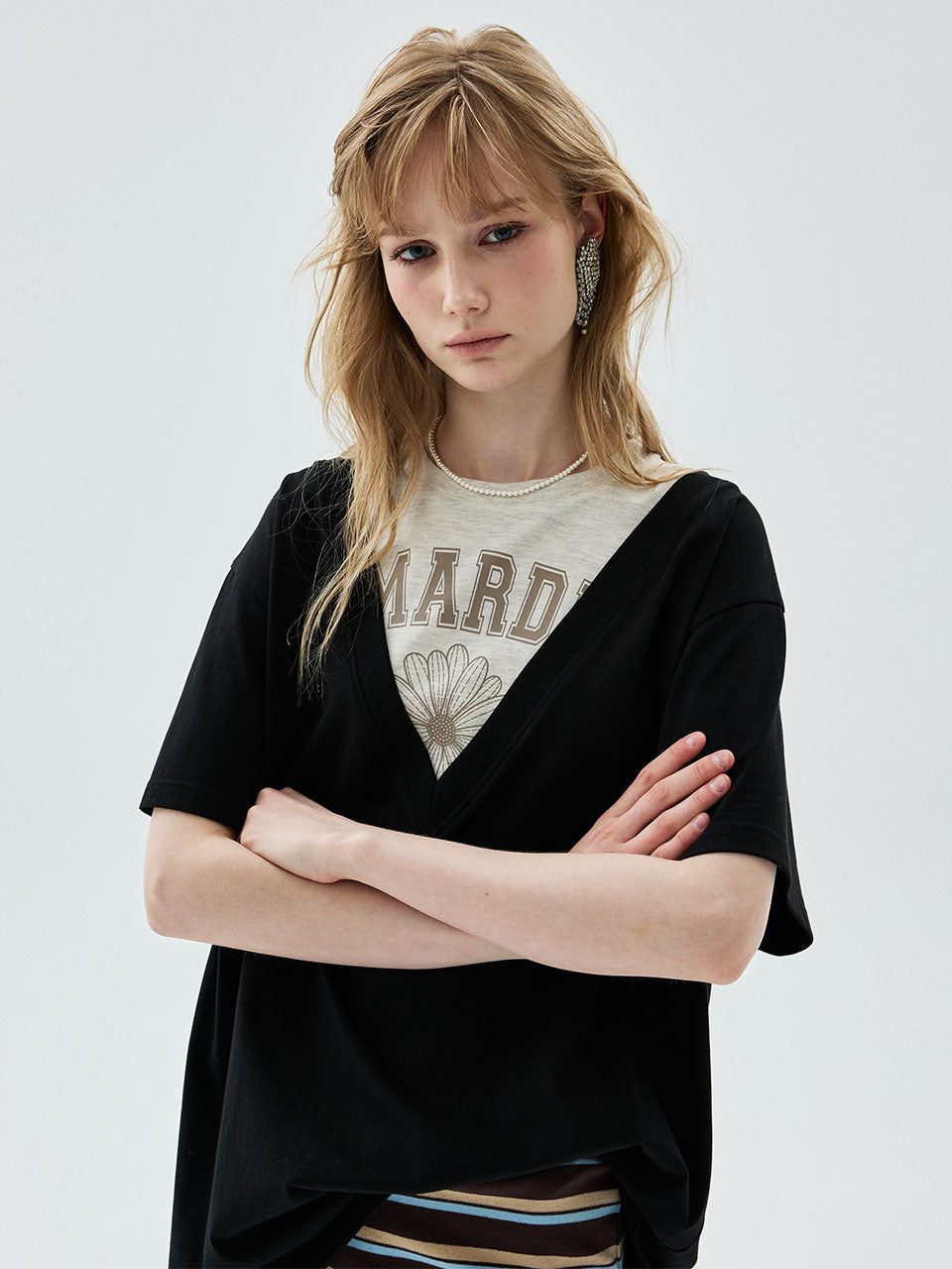Mardi Mercredi - Oversized Tshirt V Neck Layered Detail (Black) product image 1 | TRAB K-Fashion Australia