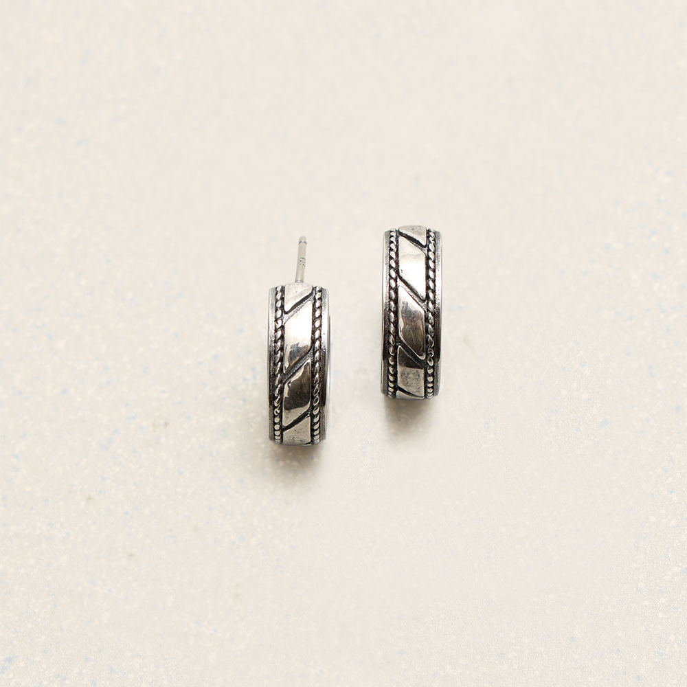 Towtow Archive - Loop Ring Earrings Silver Burnish (OC) product image 2 | TRAB K-Fashion Australia