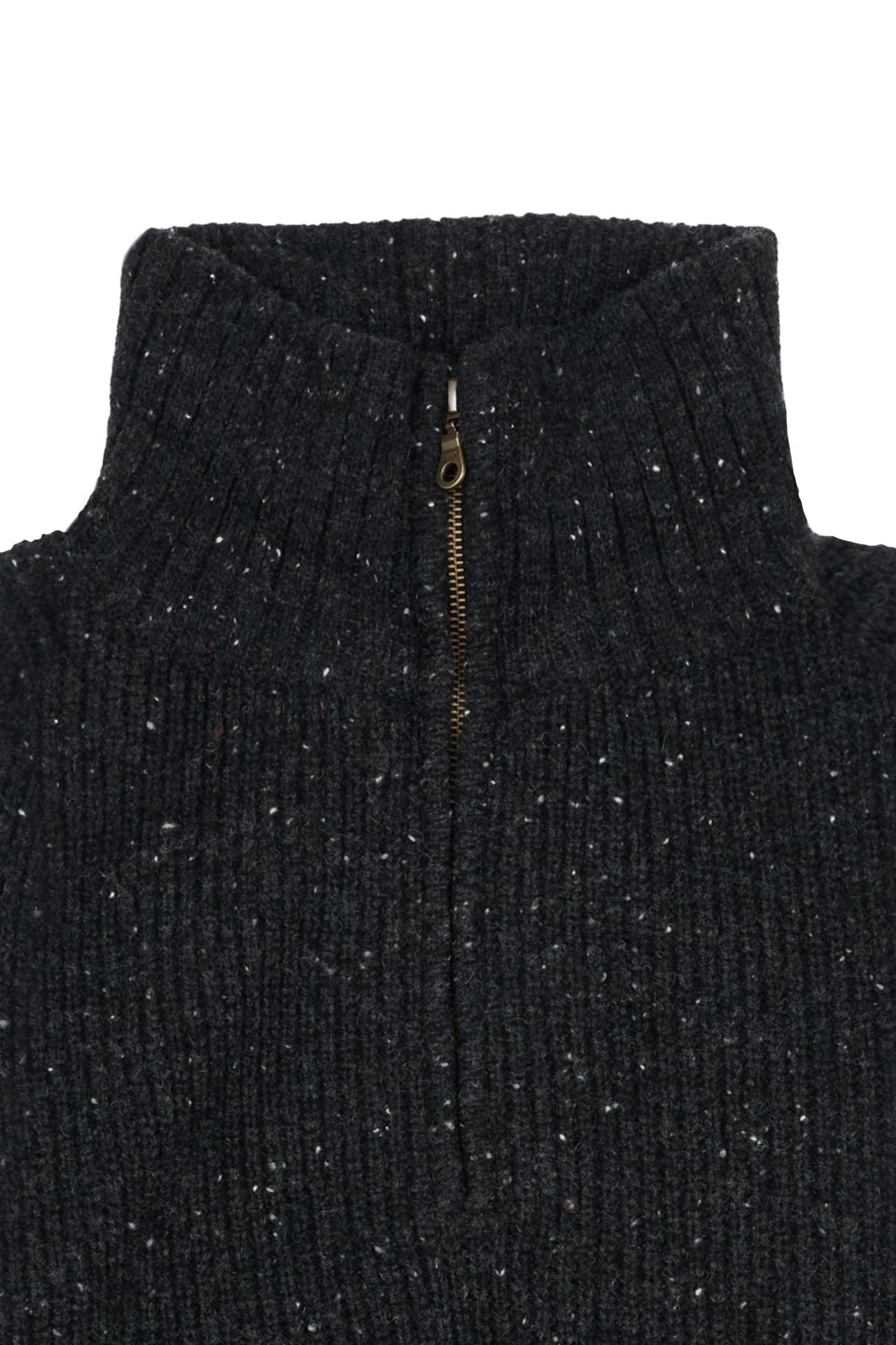 Ioedle - Building Forest Wool Blend Half Zip-Up Knit Pullover (Charcoal) product image 4 | TRAB K-Fashion Australia