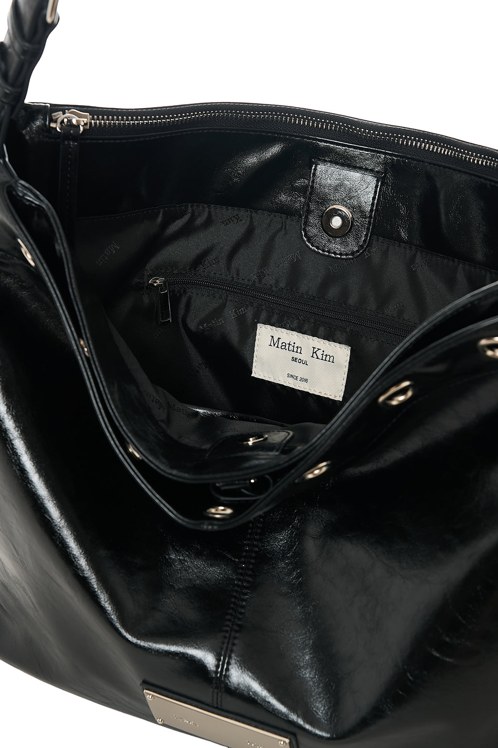Matin Kim - Matin Eyelet Point Layered Big Shoulder Bag (Black) product image 6 | TRAB K-Fashion Australia