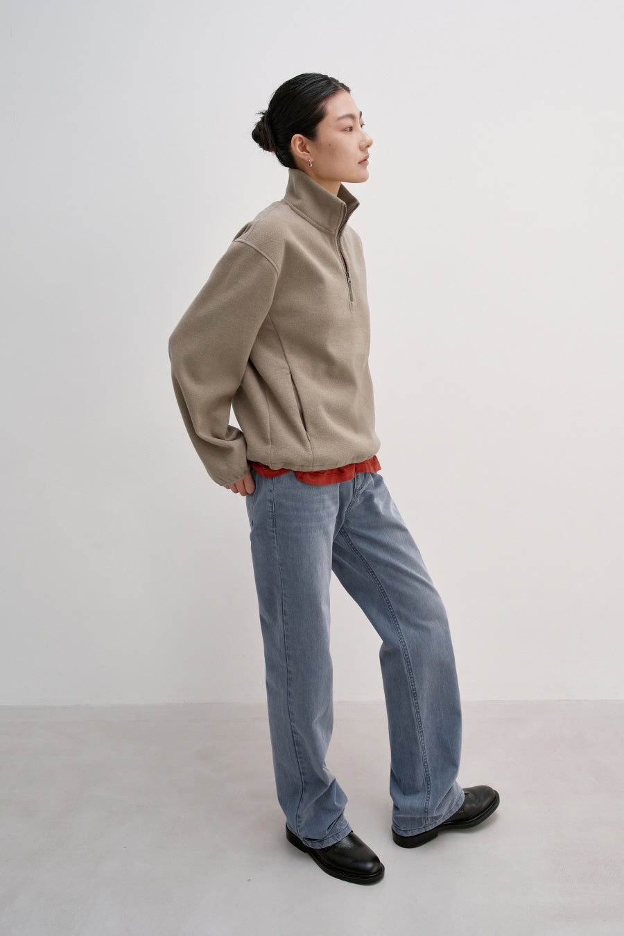 Insilence - Classic Fleece Quarter-Zip (Ash Beige) product image 5 | TRAB K-Fashion Australia