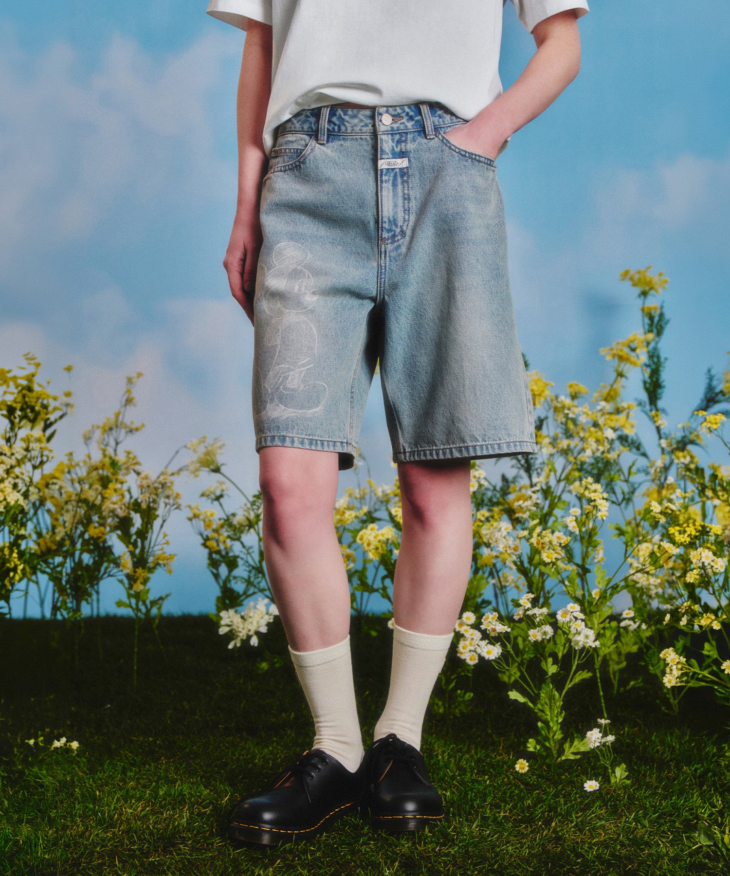 Marithe & Francois Girbaud - Mickey_w Bermuda Denim Pants (Light Blue) product image 1 | TRAB K-Fashion Australia