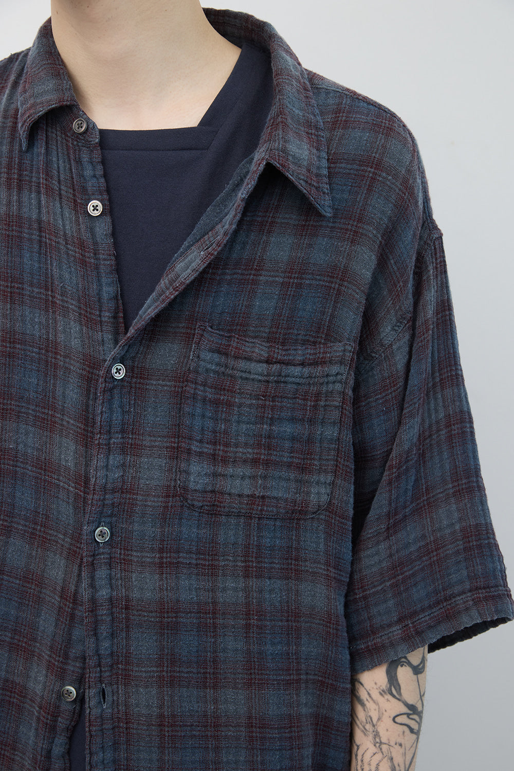 Hatchingroom - Double Face Shirt (Over Dyed Blue/Red) product image 12 | TRAB K-Fashion Australia