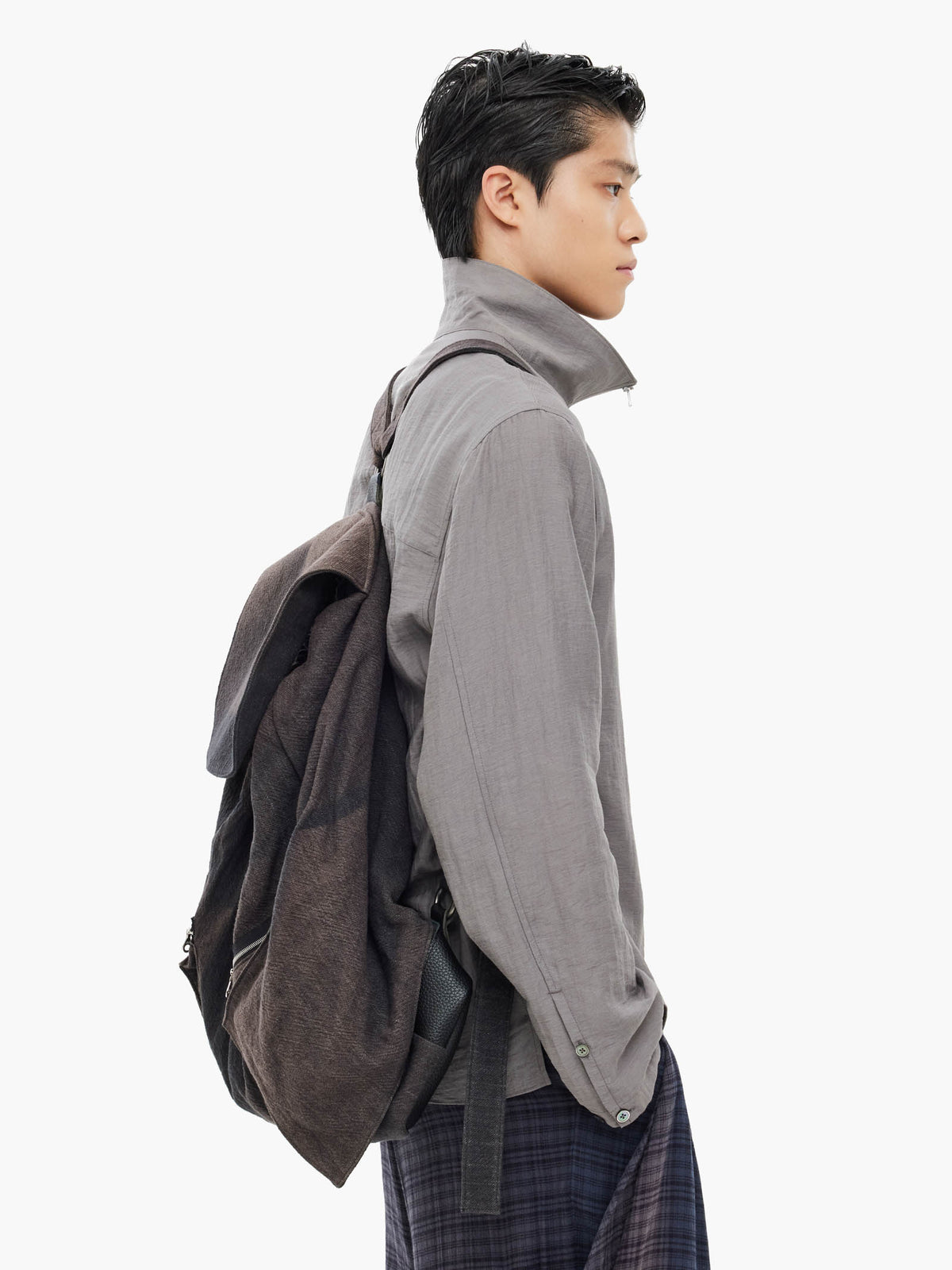 Jiyong Kim - Sun-Bleached Multi Pocket Backpack (Black) product image 4 | TRAB K-Fashion Australia