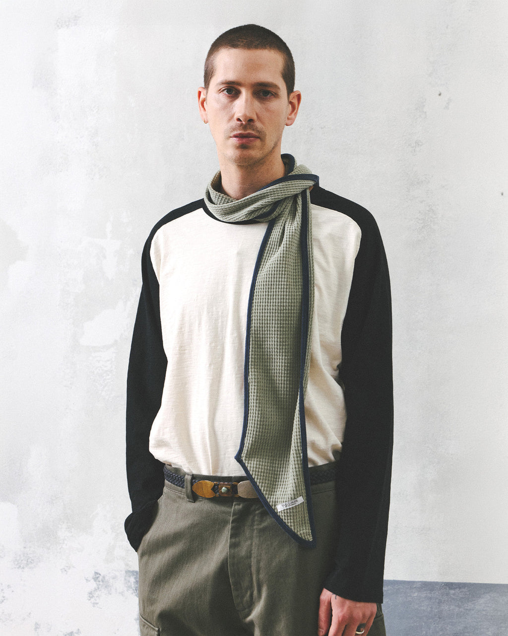 Eastlogue - 11 Ringer Raglan L.s T-shirts (Cream & Black) product image 2 | TRAB K-Fashion Australia