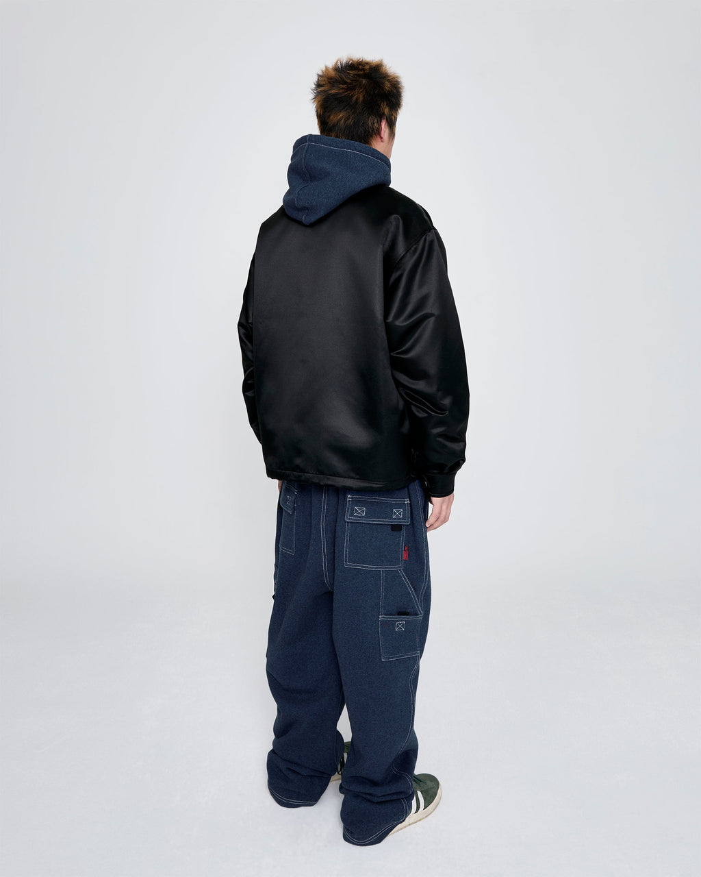 yeseyesee - Chain Stitch Logo Coach Jacket (Black) product image 9 | TRAB K-Fashion Australia