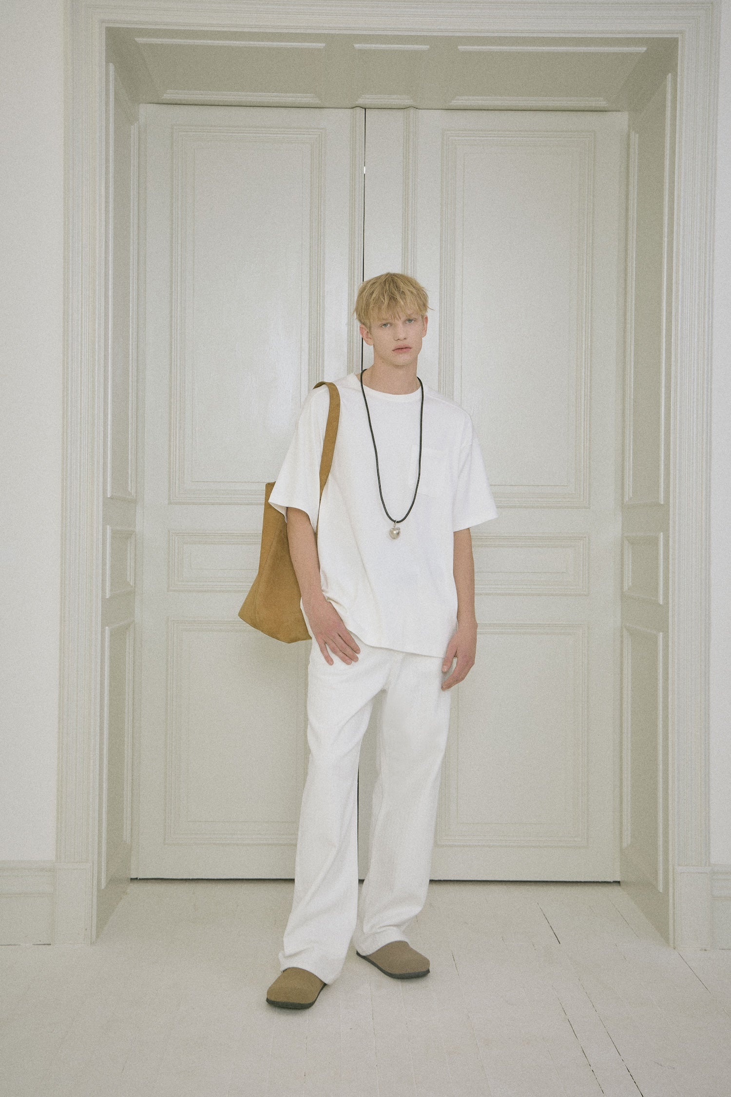 STU - Pocket T-Shirt (Ivory) product image 6 | TRAB K-Fashion Australia