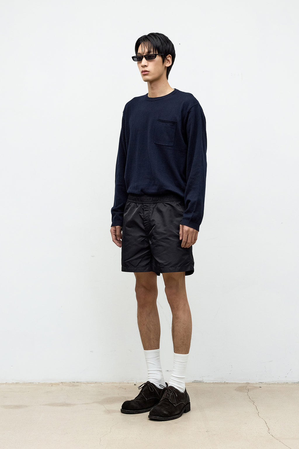 Coor - Light Cashmere-Blend Crewneck Sweater (Deep Navy) product image 3 | TRAB K-Fashion Australia