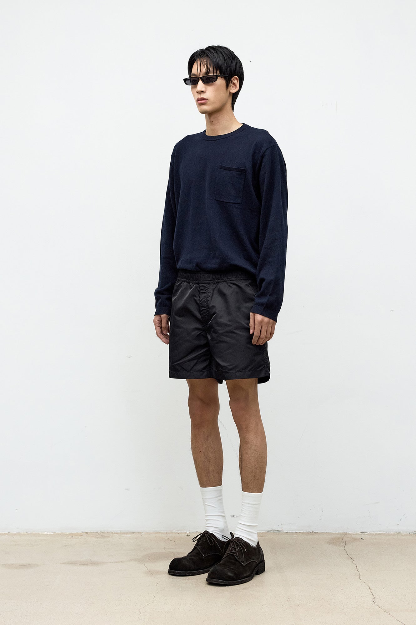 Coor - Light Cashmere-Blend Crewneck Sweater (Deep Navy) product image 3 | TRAB K-Fashion Australia