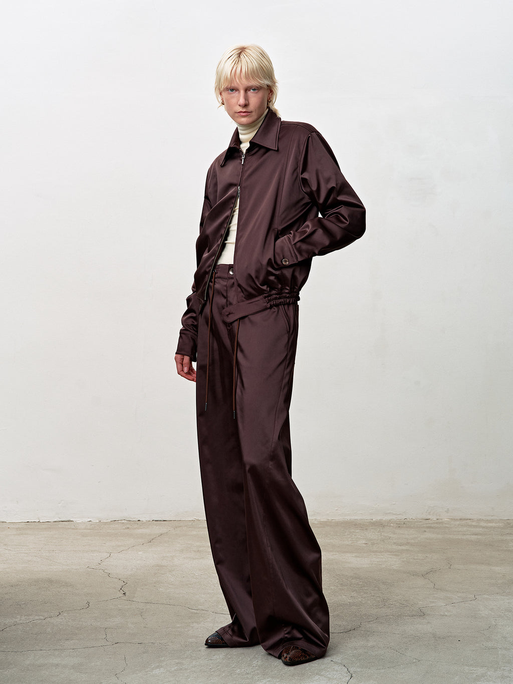 Tonywack - Silky Banding Lounge Pants (Brown) product image 2 | TRAB K-Fashion Australia