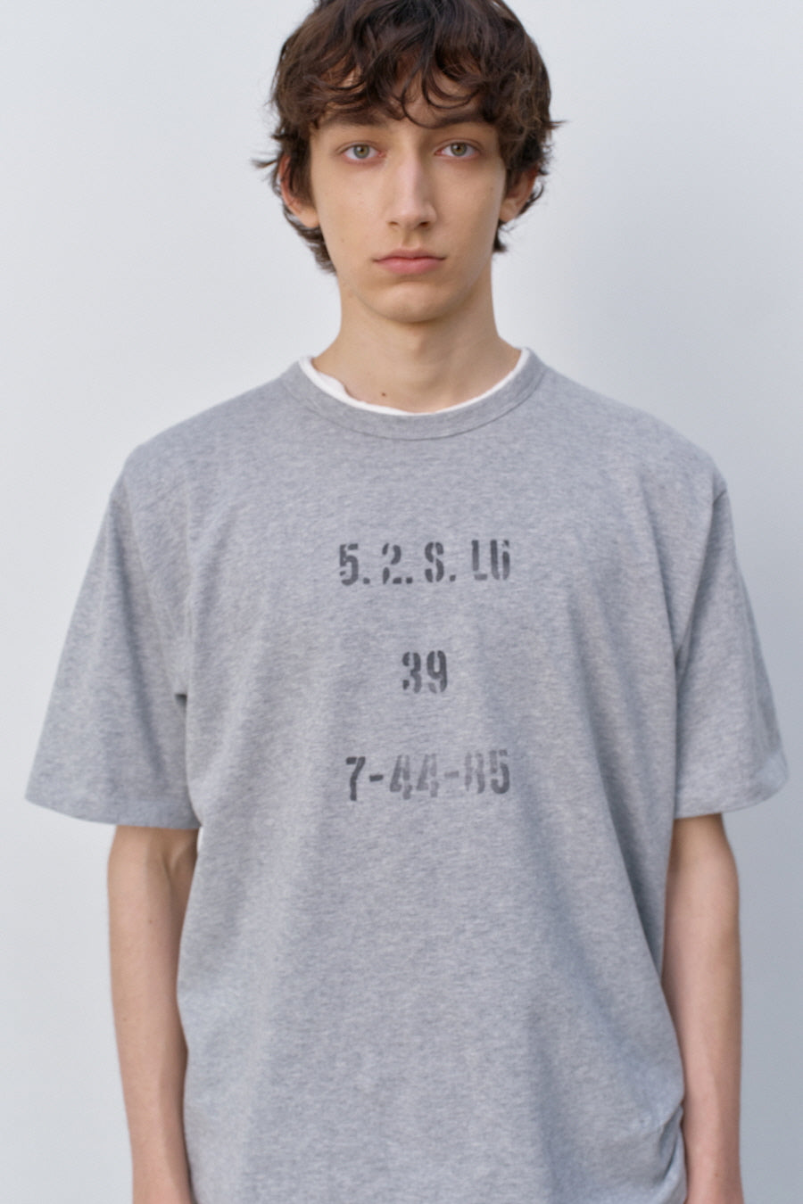 Insilence - Stencil Graphic T-shirt (Melange Grey) product image 5 | TRAB K-Fashion Australia