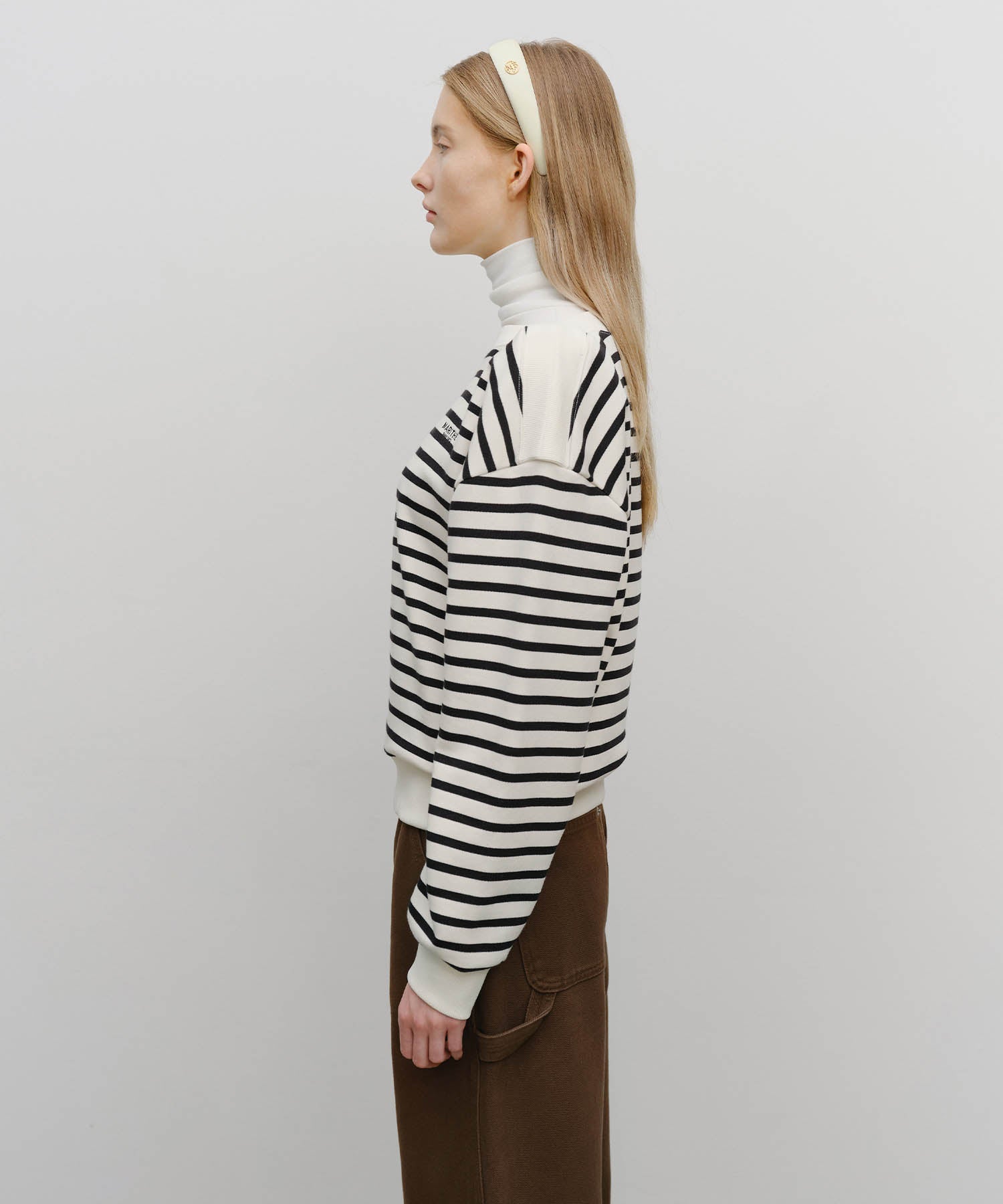 Marithe & Francois Girbaud - Boat Neck Oversized Sweatshirt (Ivory) product image 2 | TRAB K-Fashion Australia