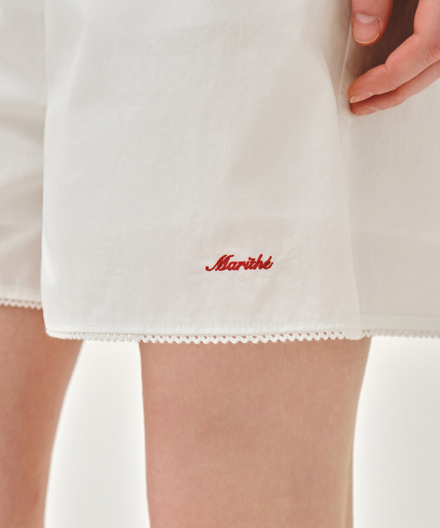 Marithe & Francois Girbaud - Lace Hem Shorts (White) product image 4 | TRAB K-Fashion Australia