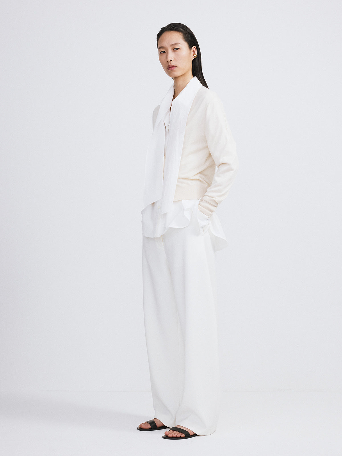 Recto - Silk-Cashmere Knit Cardigan (Cream) product image 2 | TRAB K-Fashion Australia