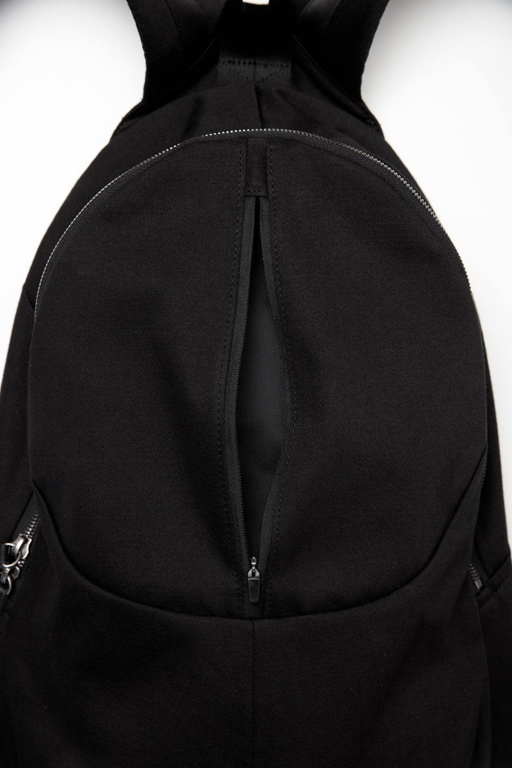 Hatchingroom - Dolphin Backpack (Black) product image 4 | TRAB K-Fashion Australia