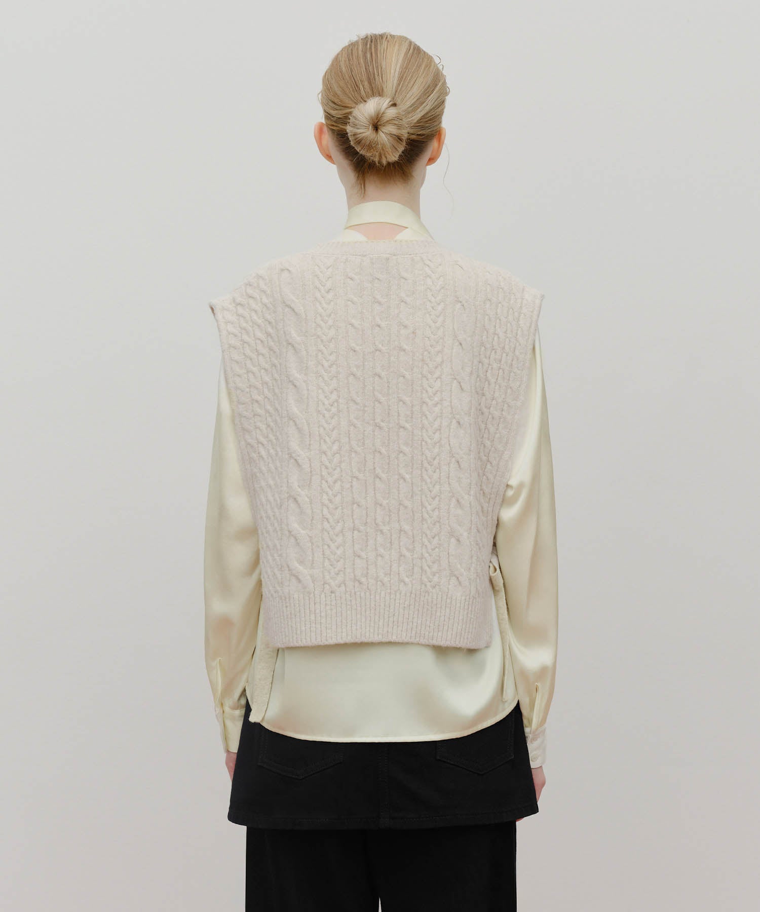 Marithe & Francois Girbaud - Side Ribbon Knit Vest (Ivory) product image 3 | TRAB K-Fashion Australia