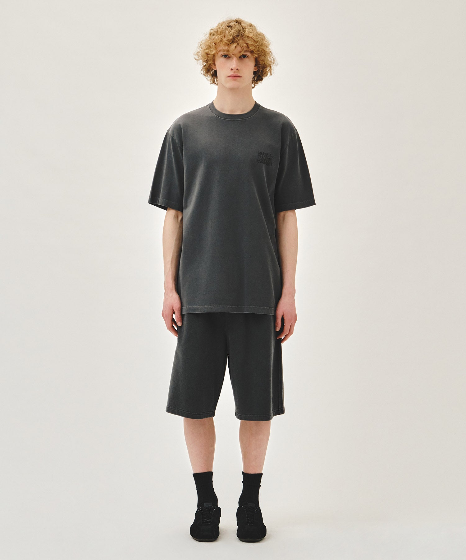 Marithe & Francois Girbaud - Outline Classic Logo Dyeing Bermuda Sweat Shorts (Charcoal) product image 3 | TRAB K-Fashion Australia